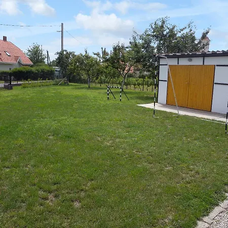 4 公寓 根尼斯迪亚斯